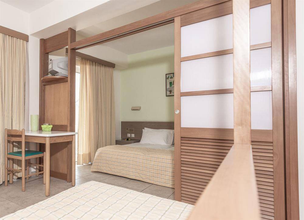Majestic Hotel - Adults Only 2