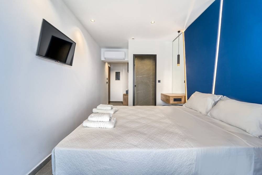 Island Sea Side Hotel - Adults Only 2