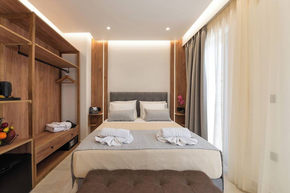 The Wine Hotel 2