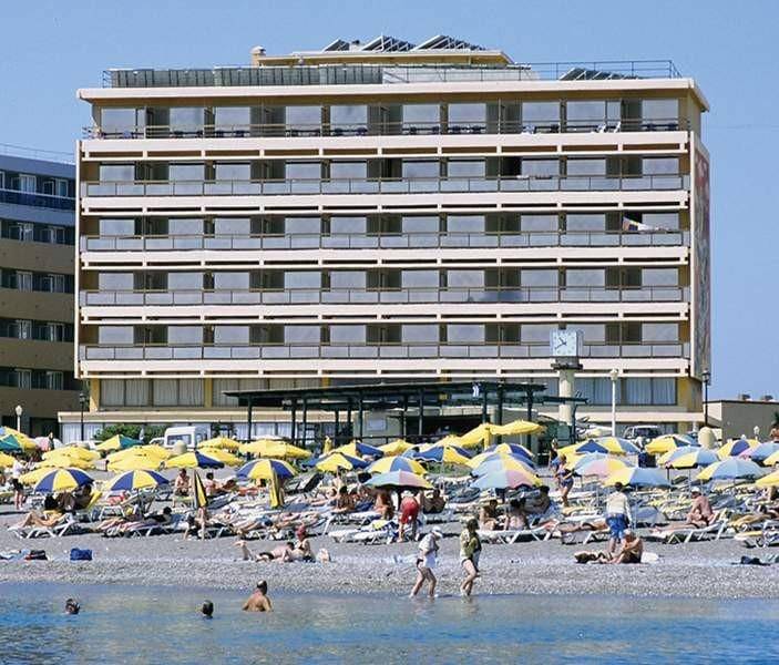 Aquarium View Hotel Adults Only 21 plus 2