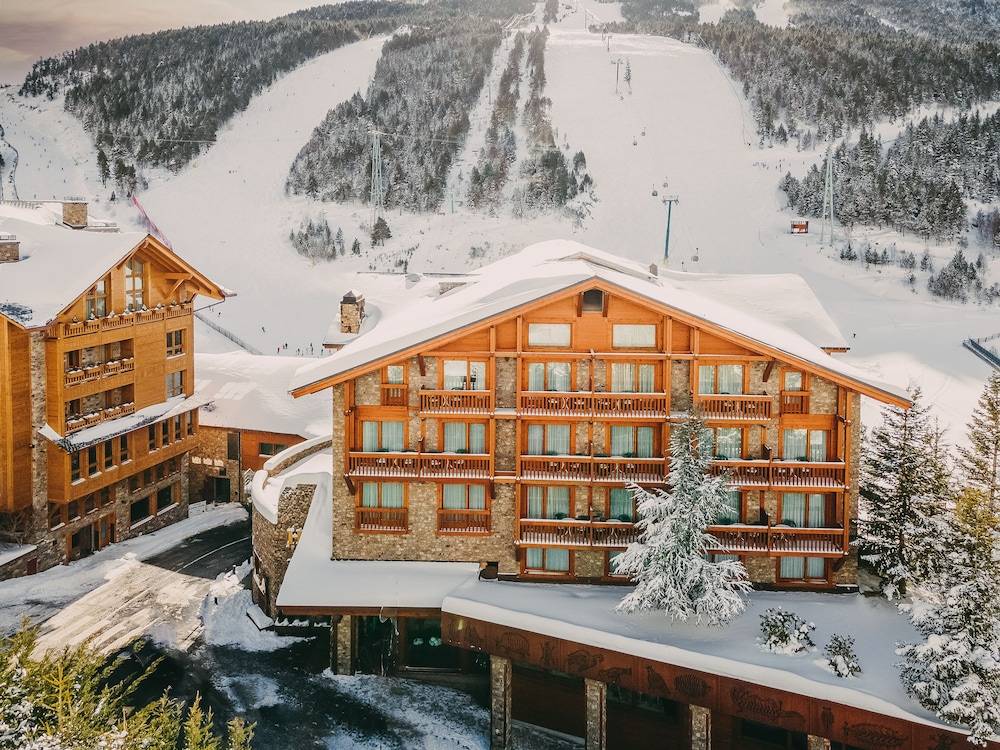 Sport Hotel Village 1