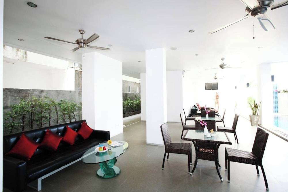 One World One Home Naiharn Hotel 2