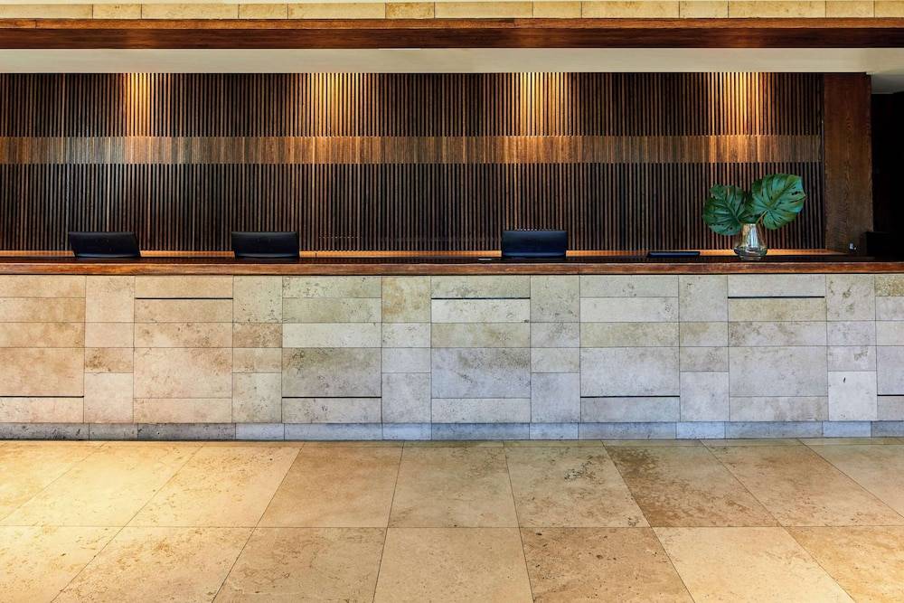 Radisson Blu Plaza El Bosque Santiago 2