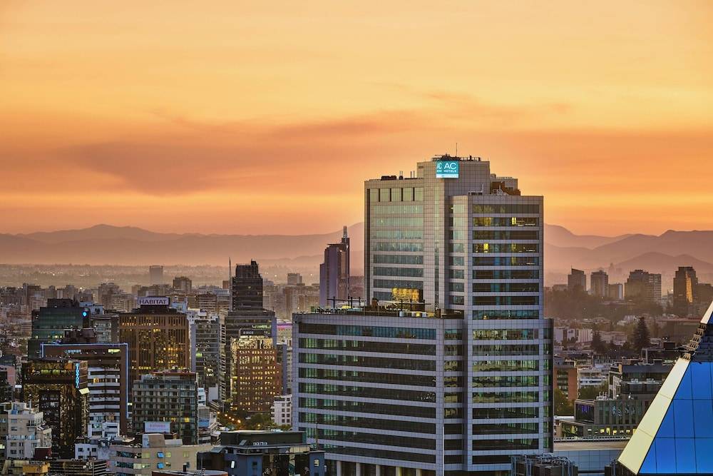 AC Hotel by Marriott Santiago Cenco Costanera 1
