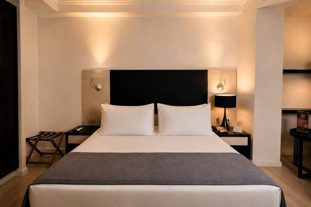 Hotel Sommelier Agustinas 1