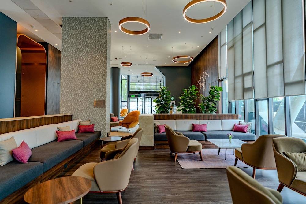 Courtyard by Marriott Santiago Airport 2
