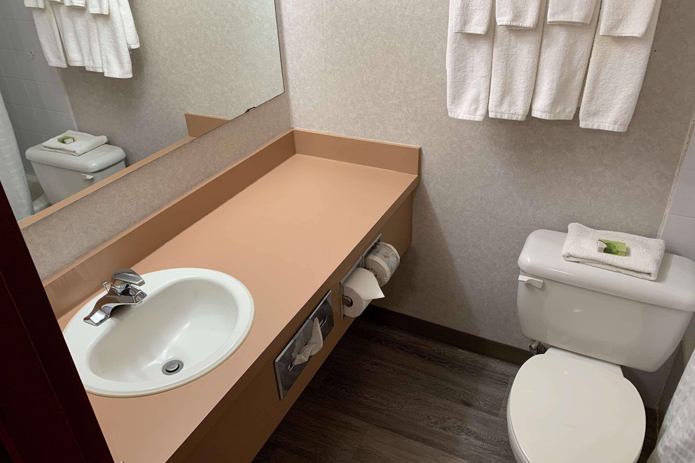 Rodeway Inn Baltimore 1