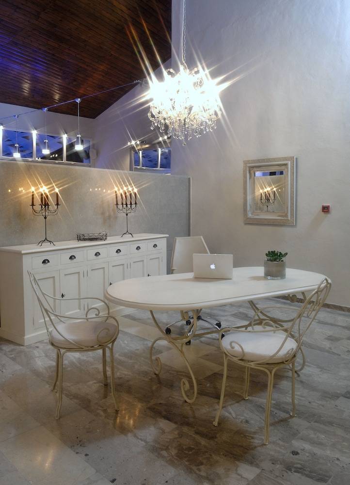 Paradise Island Villas 2