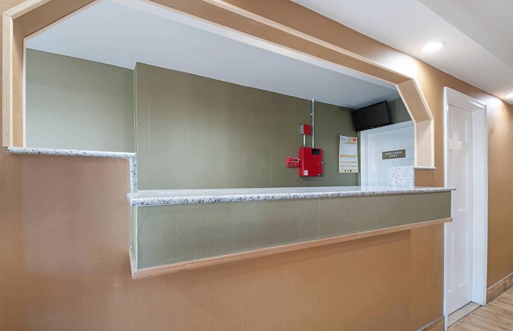 Quality Inn Near Pimlico Racetrack 2