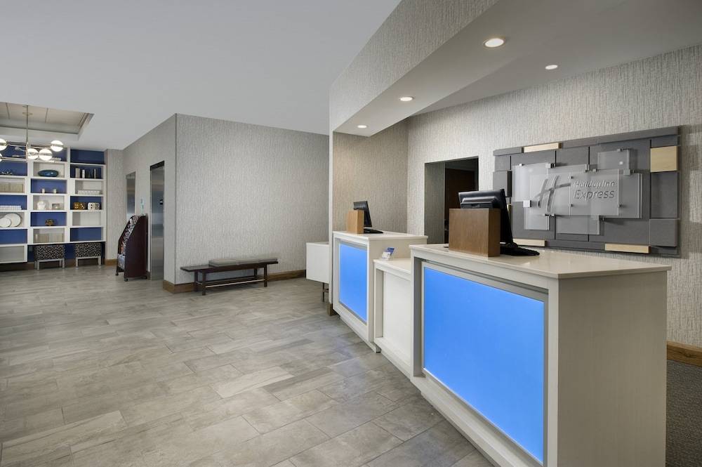 Holiday Inn Express BALTIMORE AT THE STADIUMS by IHG 1