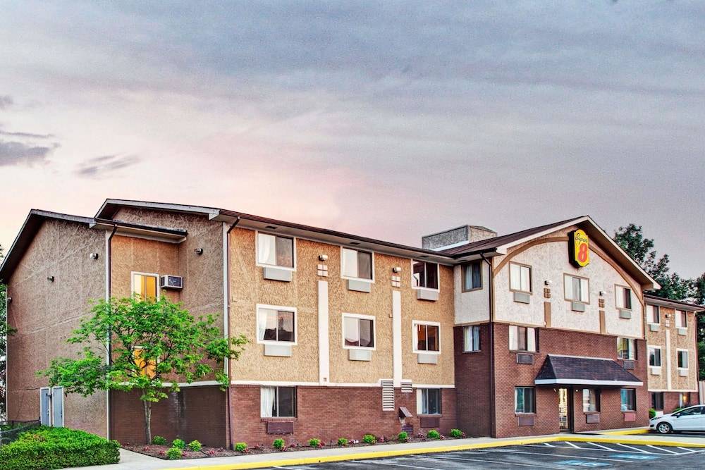 Super 8 by Wyndham Baltimore/Essex Area 1