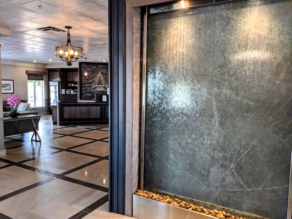 Chateau Moncton Trademark Collection by Wyndham 2