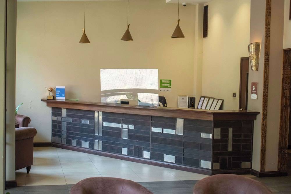Heri Heights Hotel Apartments, SureStay Collection by Best Western 2