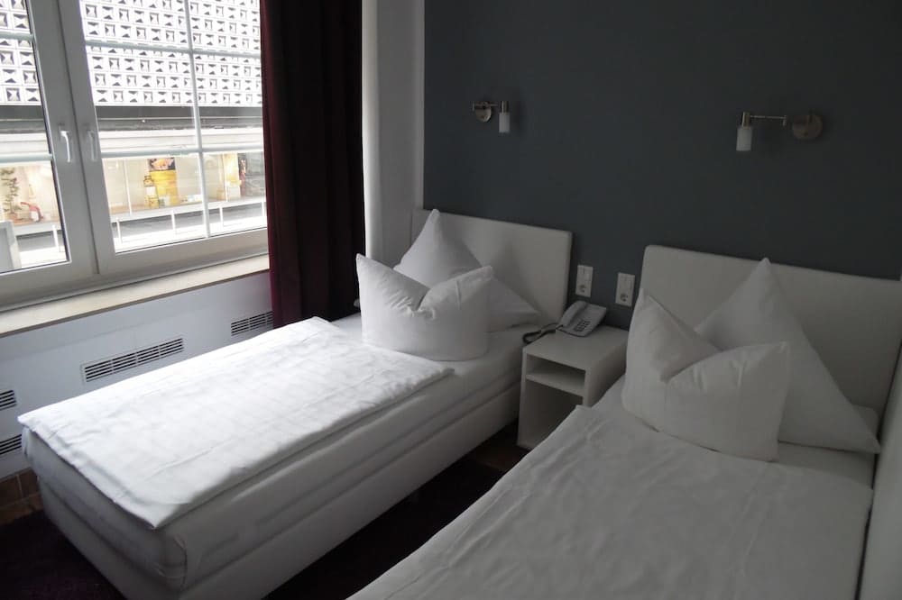 Rheinmetropole Hotel 1