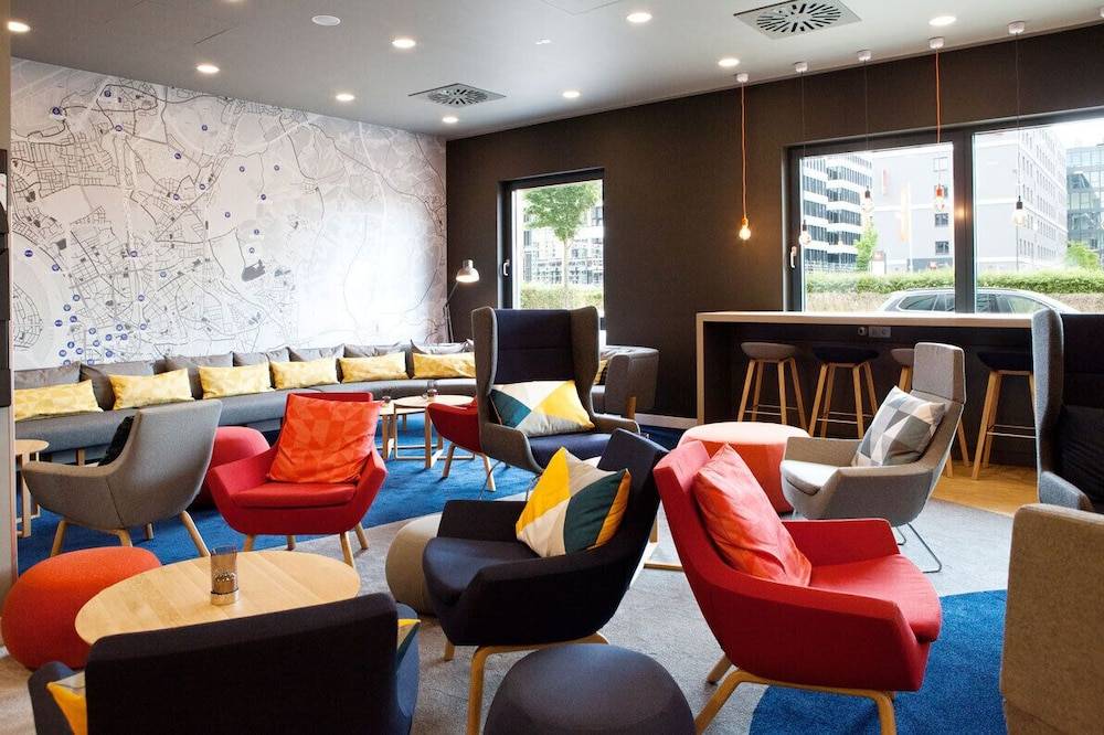 Holiday Inn Express DÜSSELDORF AIRPORT by IHG 2