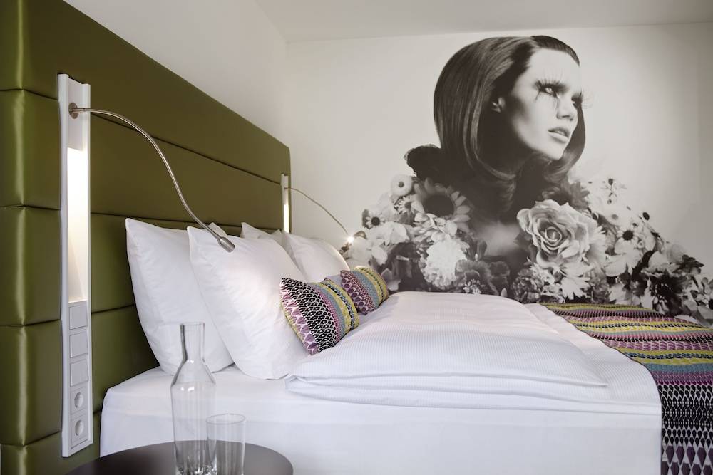 Hotel Indigo DUSSELDORF by IHG 2