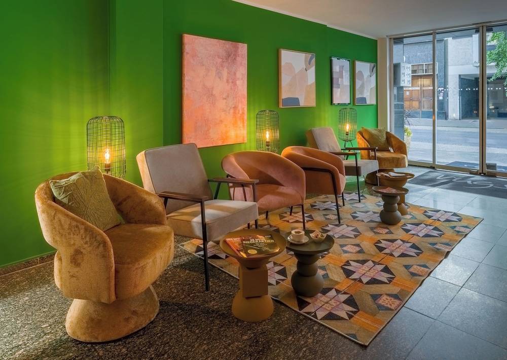 Rugs Hotel Düsseldorf - Self Check-In 1