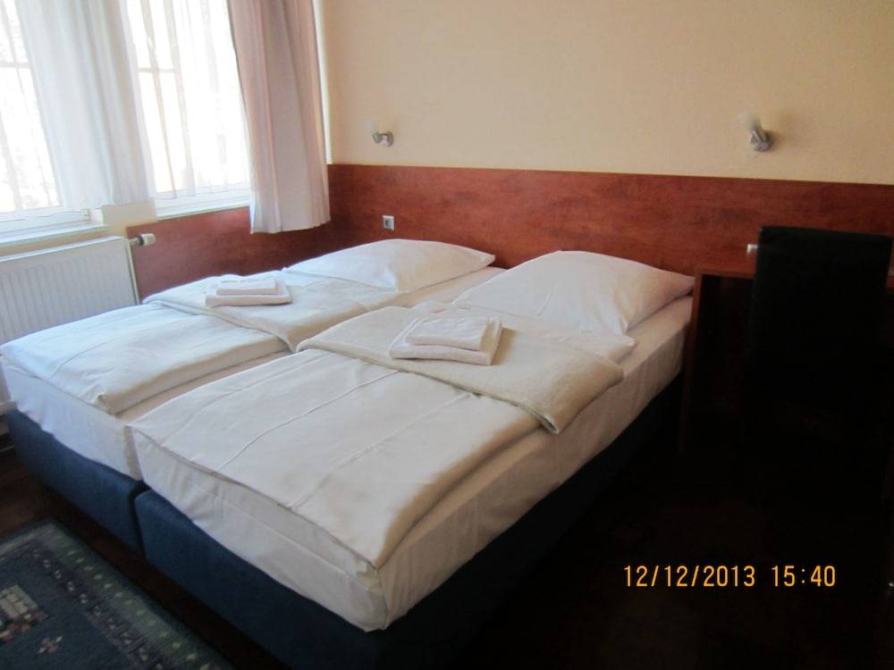 Altstadt Hotel Rheinblick 1
