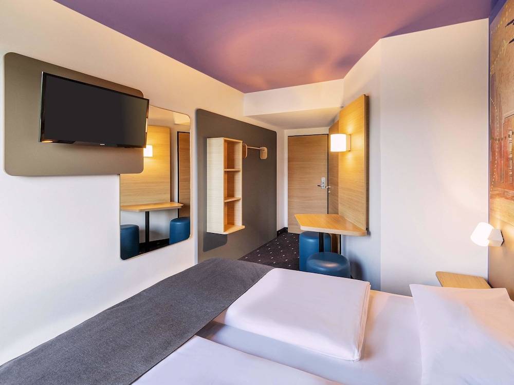 B&B Hotel Düsseldorf-Airport 2