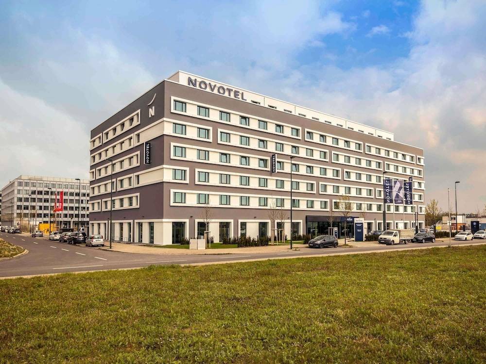 Novotel Duesseldorf Airport 1