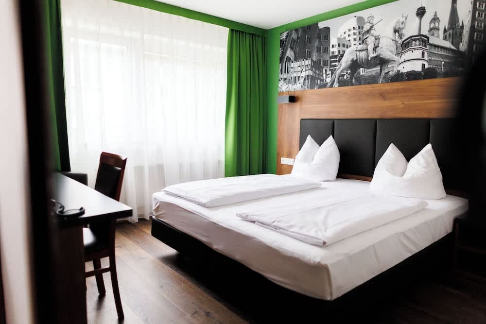 Bellevue Hotel 1
