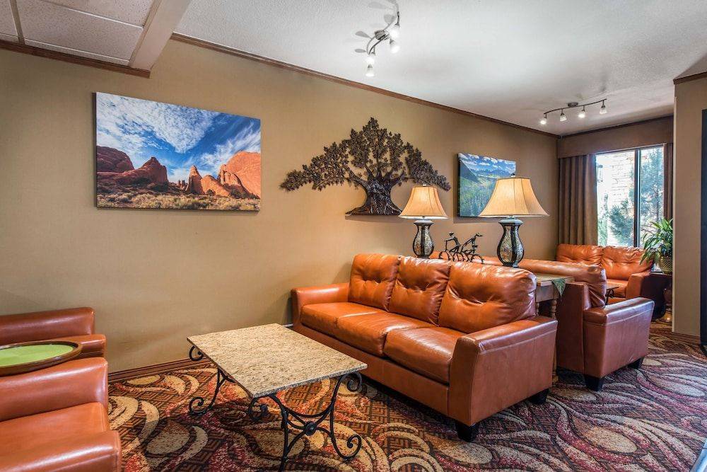 Quality Inn Colorado Springs South 2
