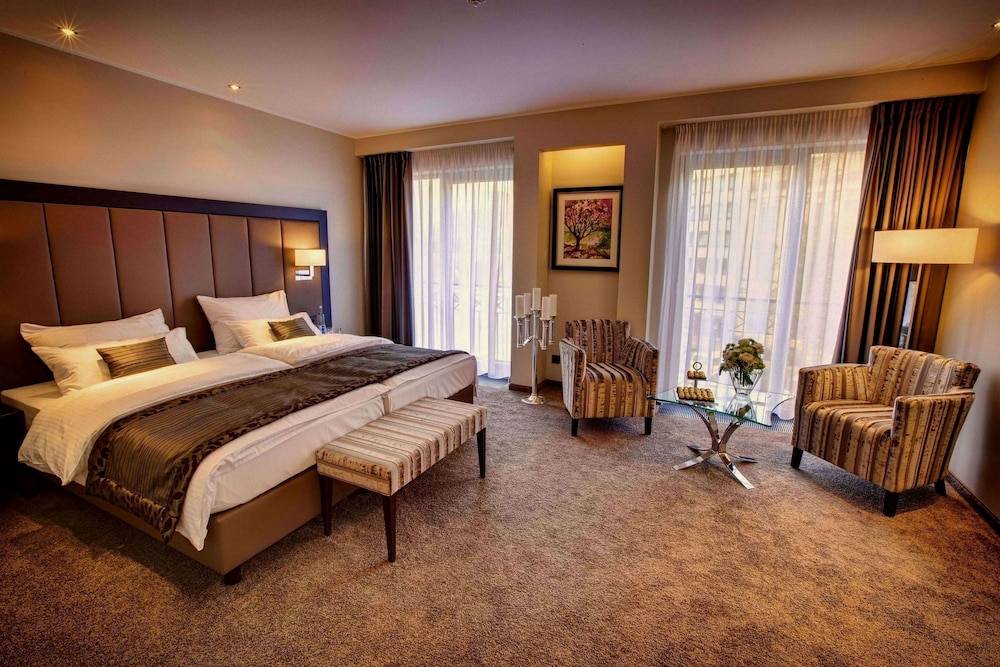 Favor Hotel Königsallee 1