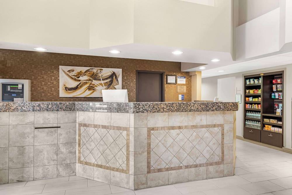 Best Western Executive Inn & Suites 2