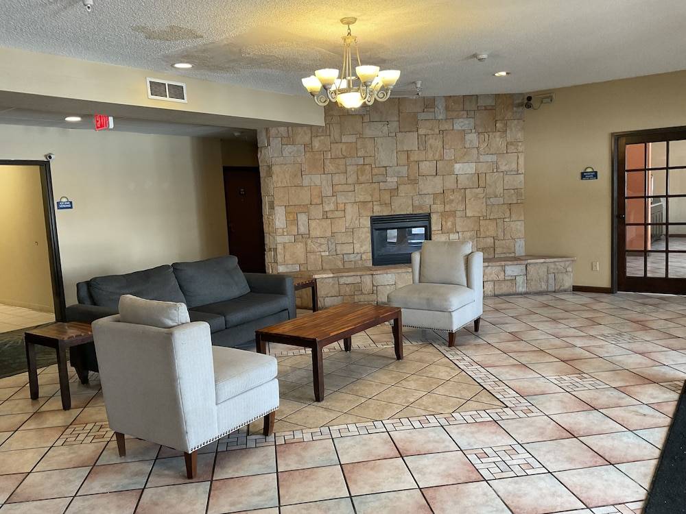 Days Inn by Wyndham Colorado Springs Airport 2