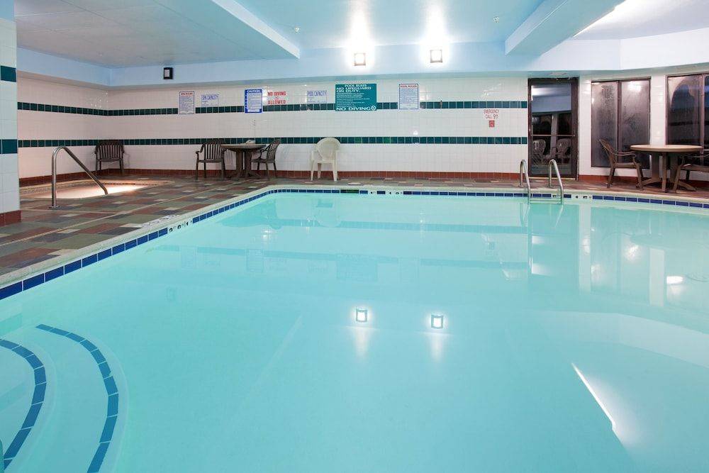 Holiday Inn Express & Suites COLORADO SPRINGS NORTH by IHG 1