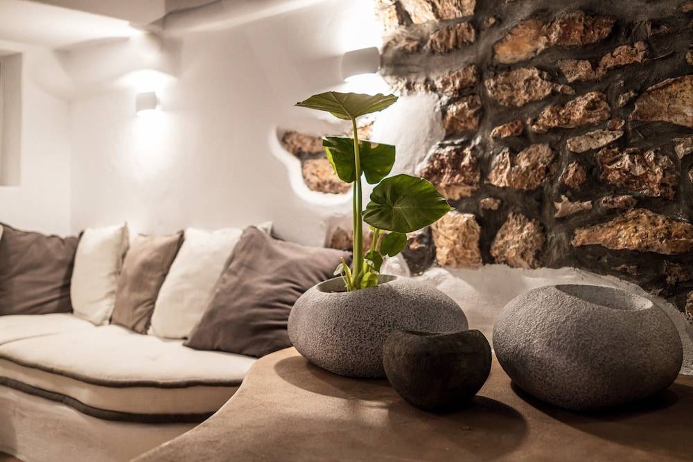 Bohemian Luxury Boutique Hotel, Adults Only 2