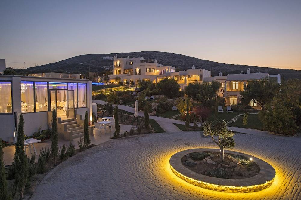 Naoussa Hills Boutique Resort - Adults Only 2