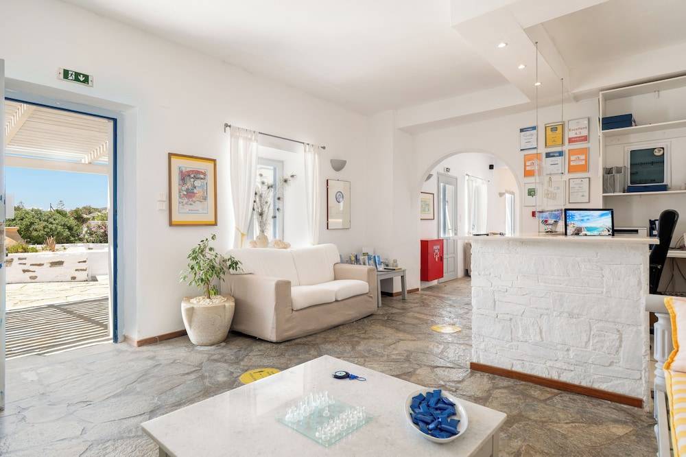 Aretoussa Residence in Naoussa, Paros 2
