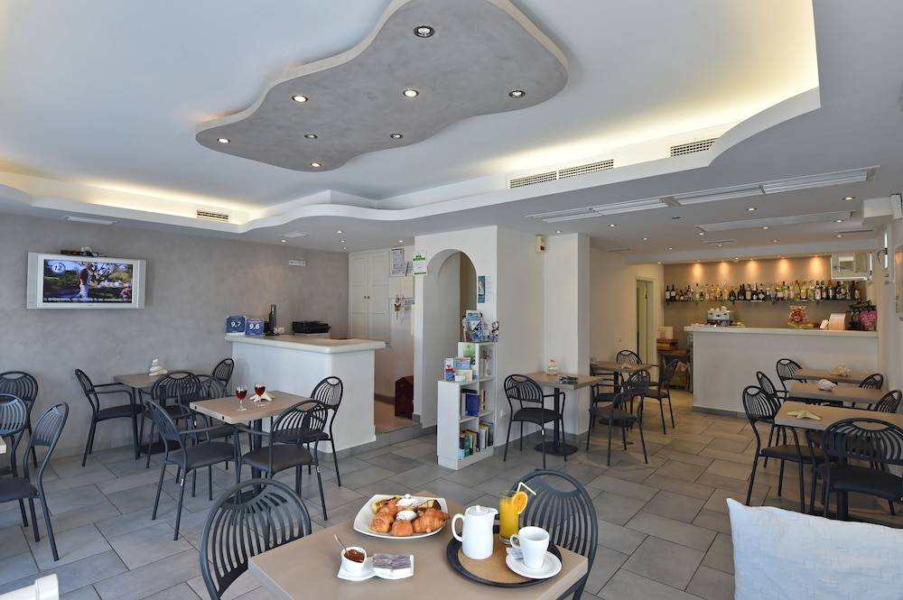Alexandros Apartments 1