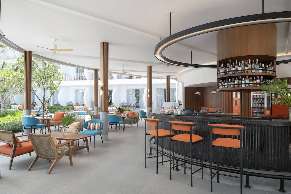 Avani Chaweng Samui Hotel & Beach Club - Adults Only 2