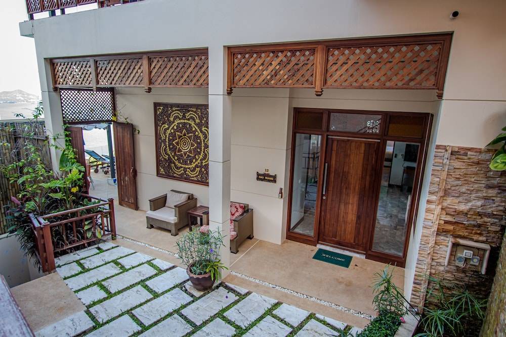 Sandalwood Luxury Villa Resort 2