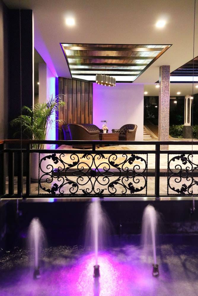 The Scene Cliff View Villas 2
