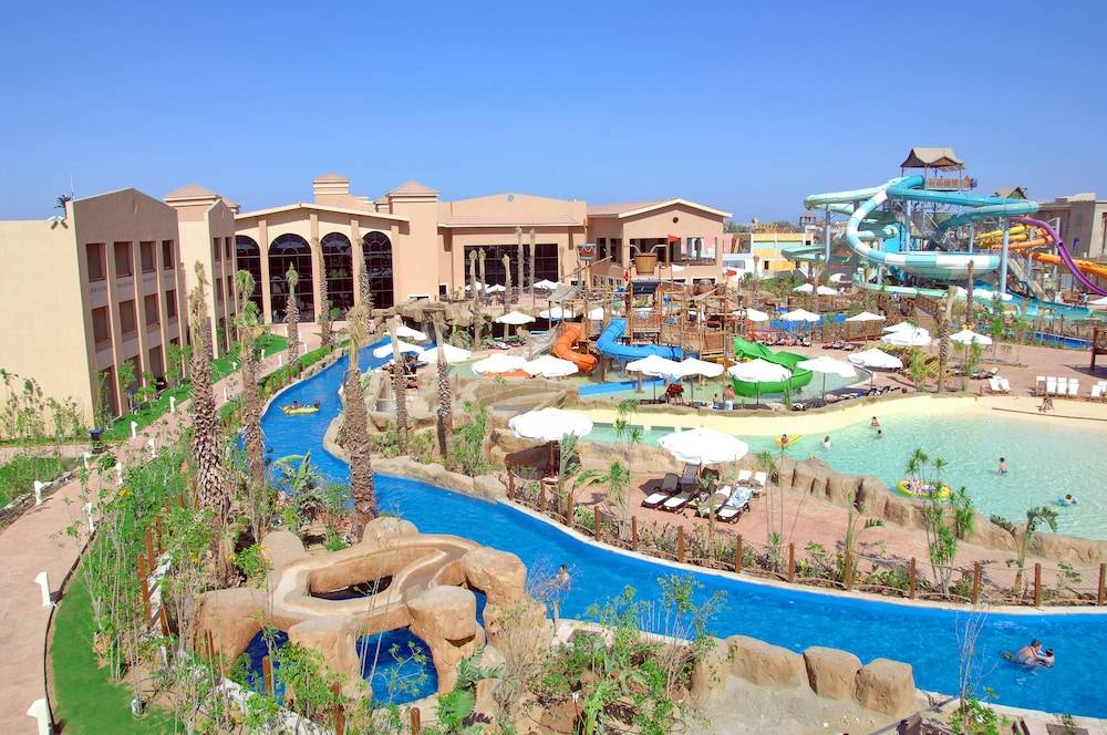 Coral Sea Aqua Club 1