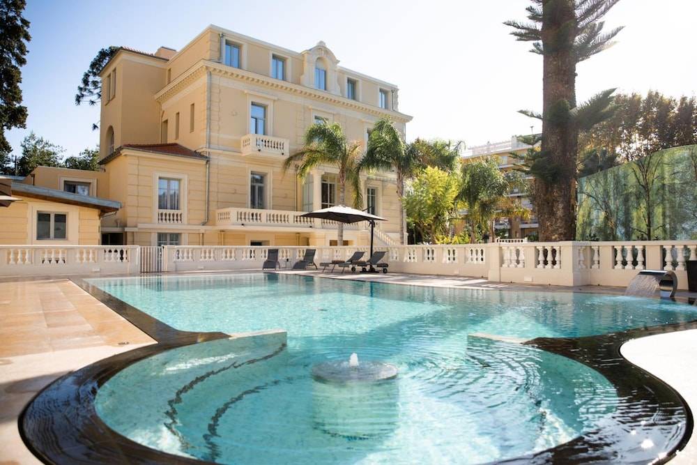 Villa Genesis 1