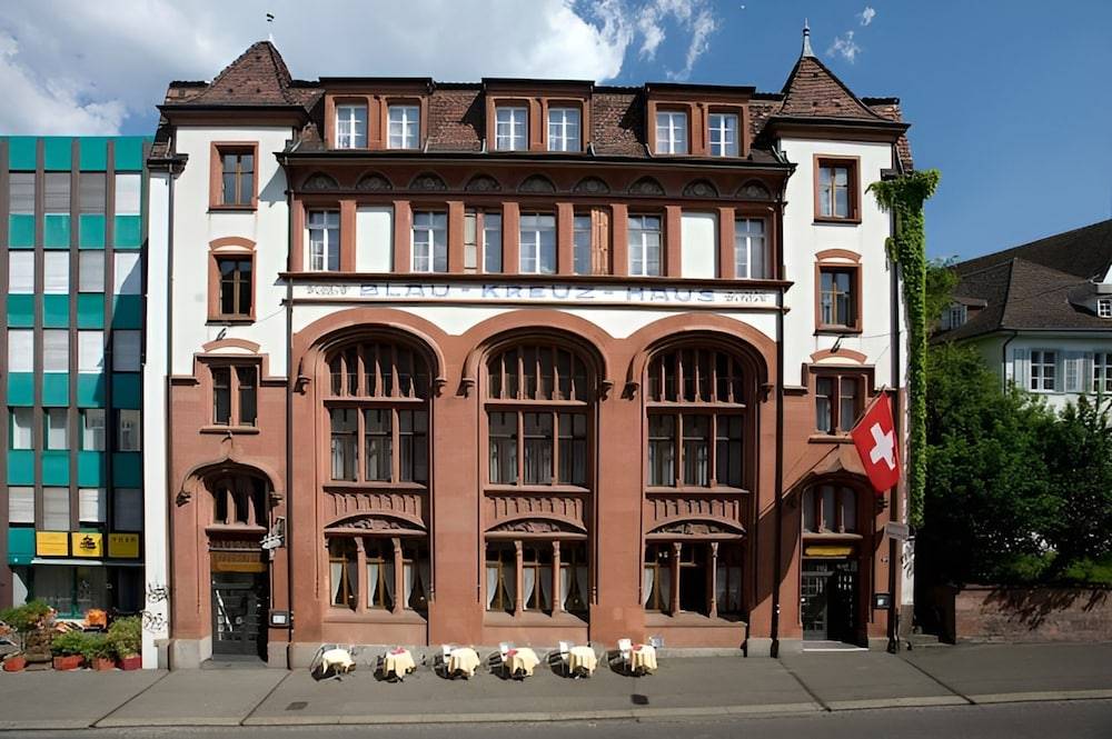 Central City Hotel Rochat 1