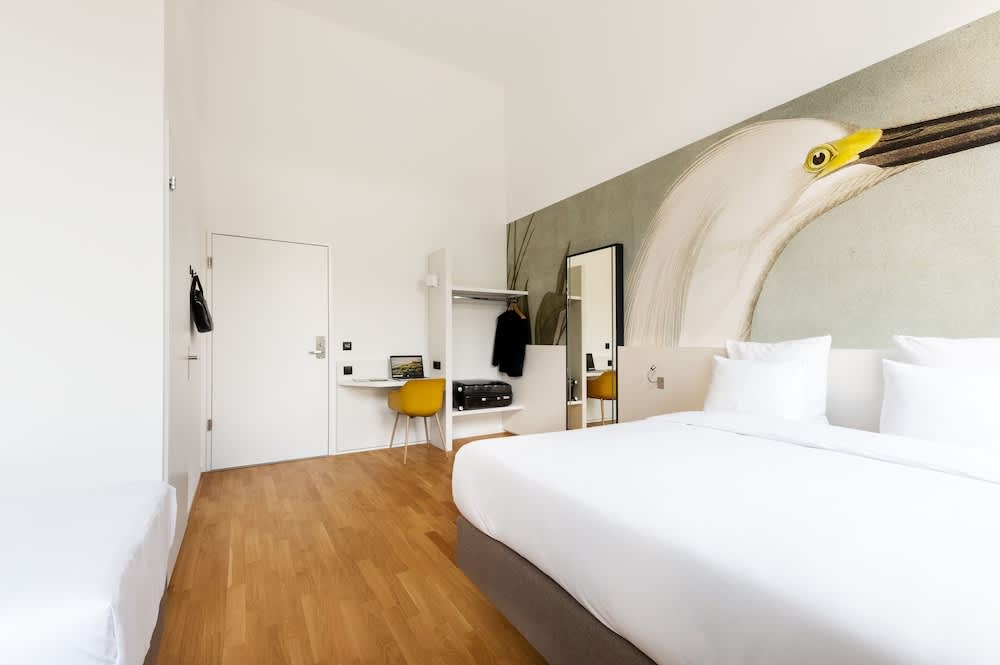 B&B HOTEL Basel 1