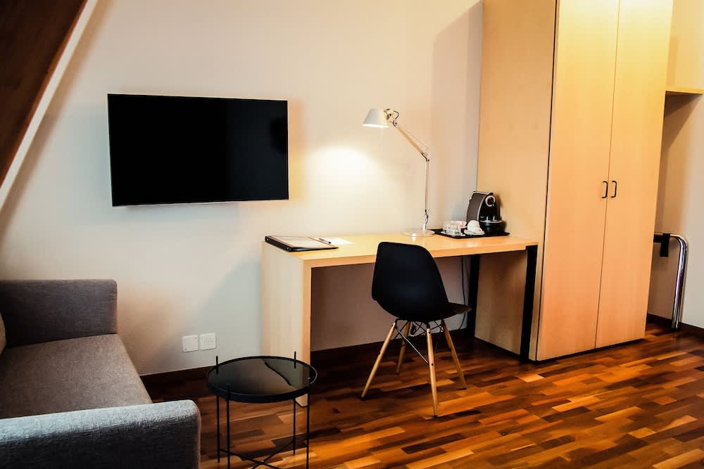 Royal Hotel - Urban Living 2