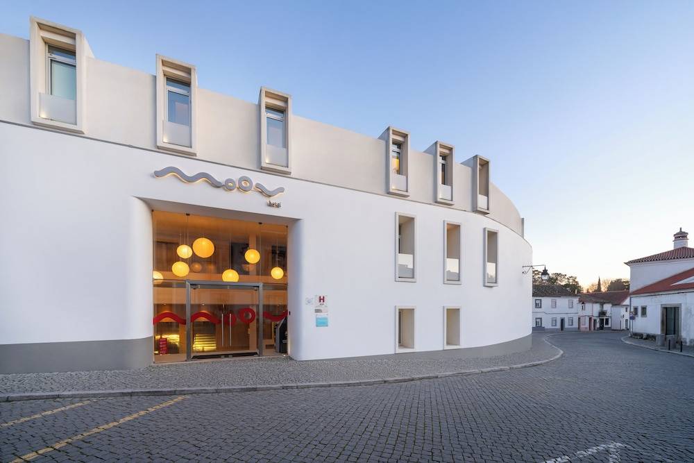 Moov Hotel Évora 1