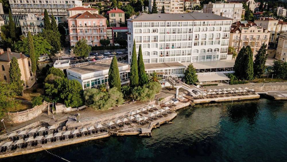 Hotel Kristal - by Liburnia Hotels & Villas 1
