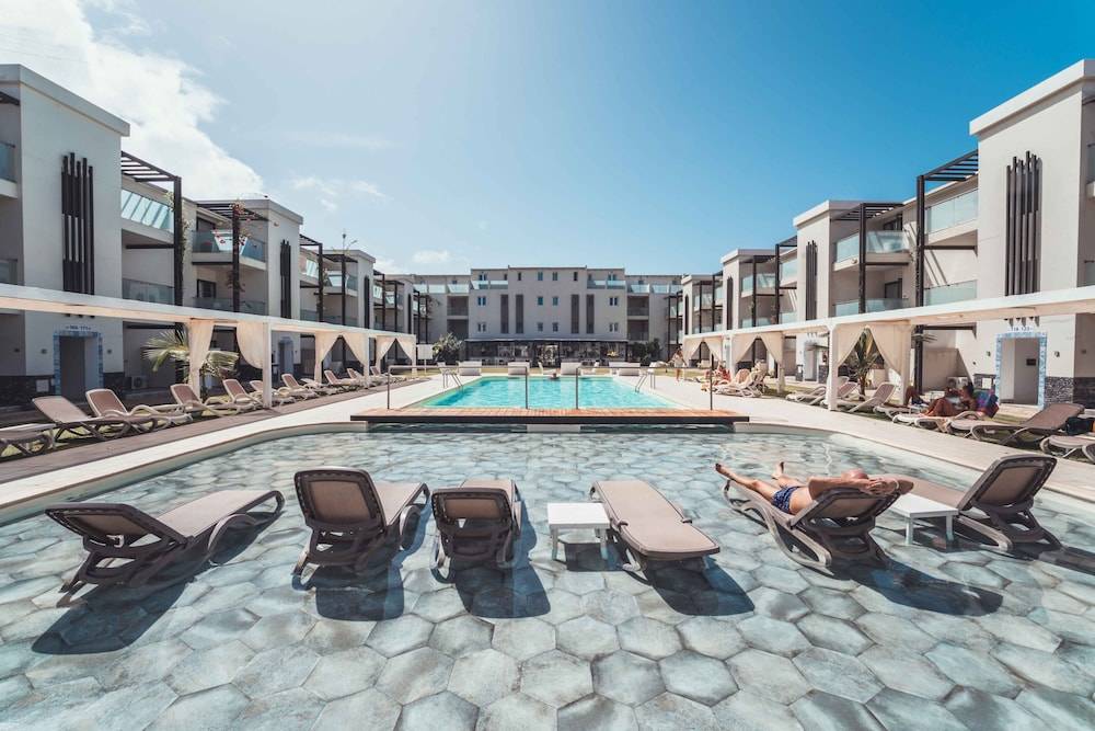 Halos Casa Resort 1
