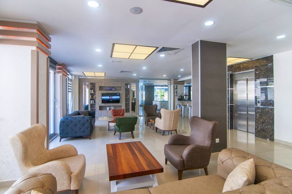 Kolibri Hotel 2