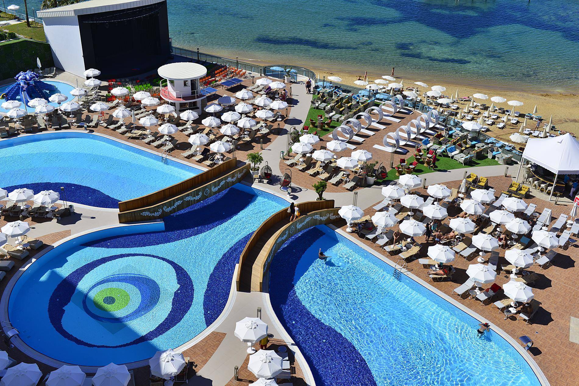 Azura Deluxe Resort & Spa - Ultra All Inclusive 2
