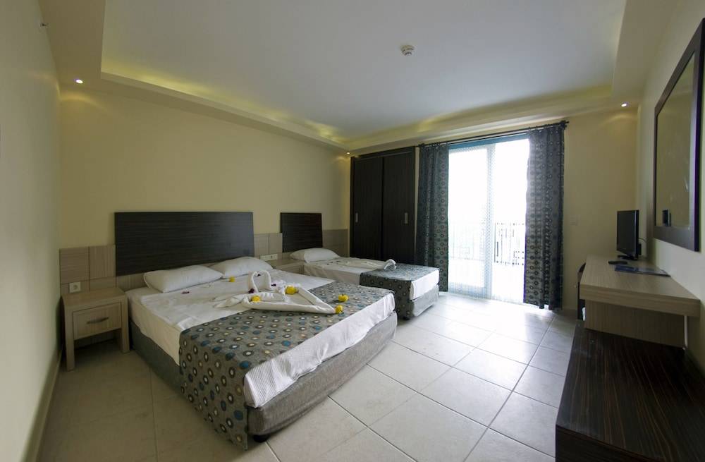 Arabella World Hotel 1