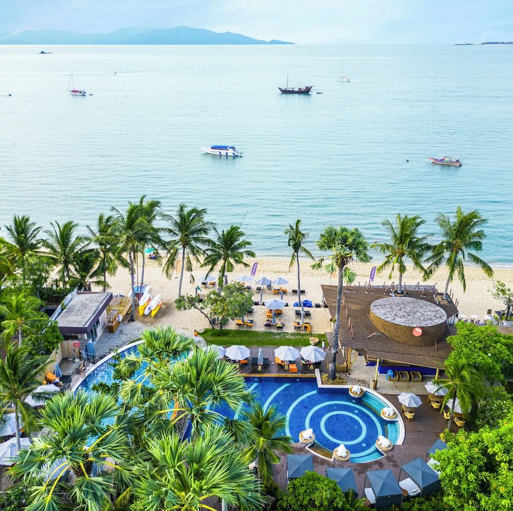 Bandara Spa Resort & Pool Villas, Samui 1
