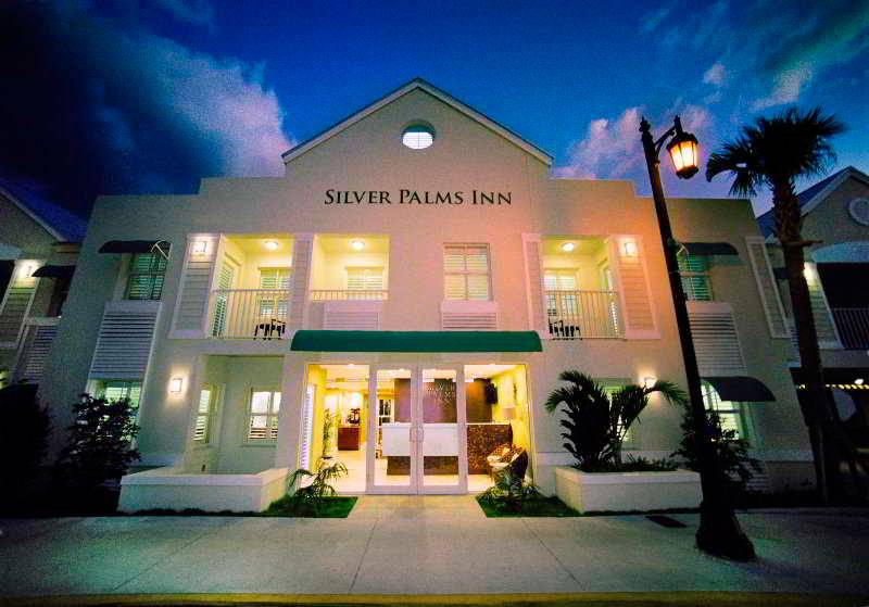 Silver Palms Inn & Historic Homes 1